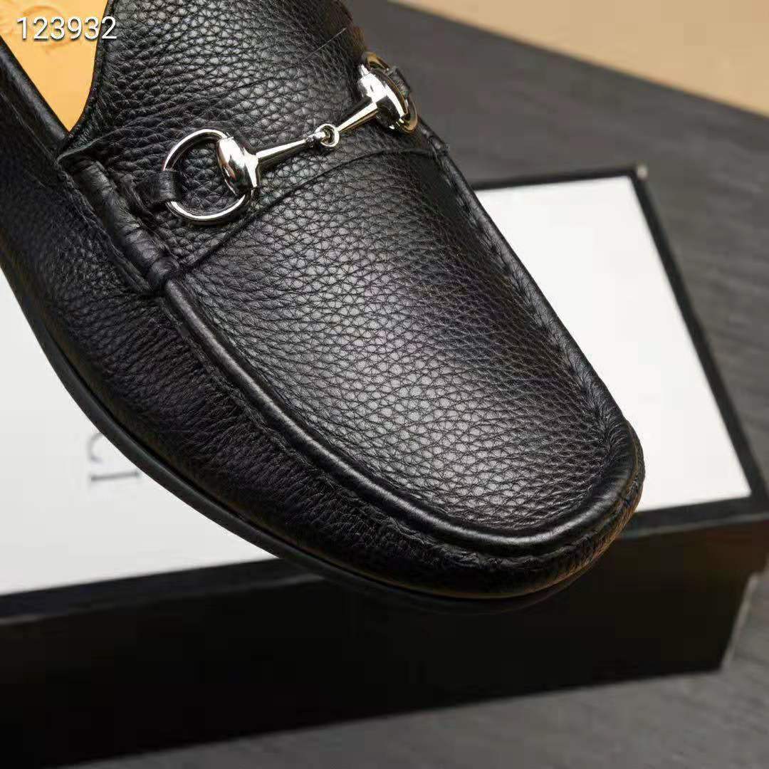 G*u*i men leather driver with horsebit-black