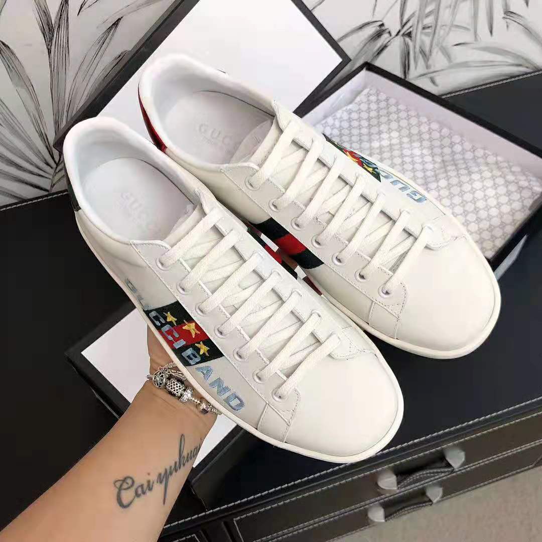 G*u*i unisex ace sneaker with G*u*i band-white