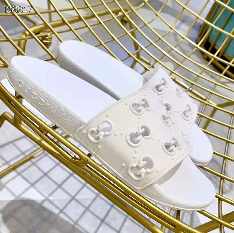 G*u*i women’s rubber gg slide sandal-white