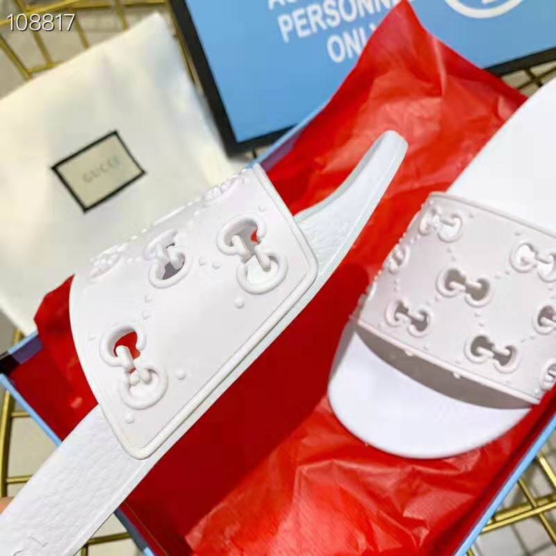 G*u*i women’s rubber gg slide sandal-white