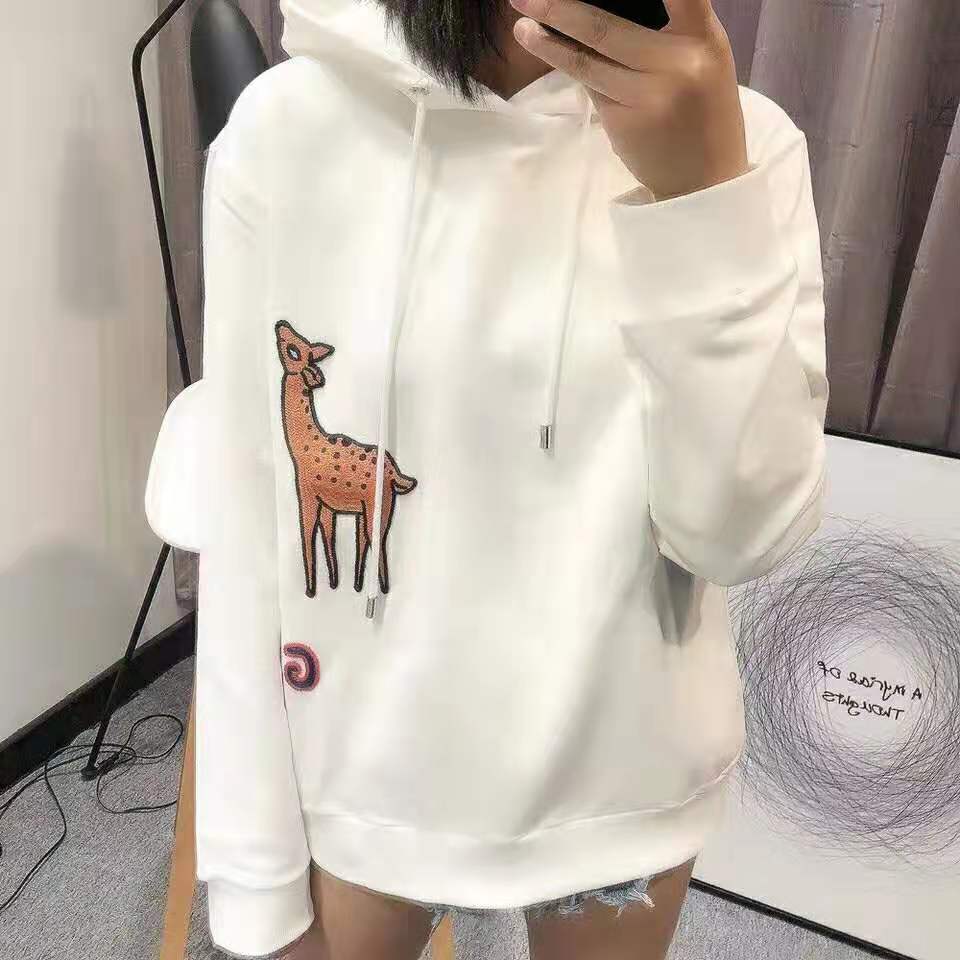G*u*i women hooded sweatshirt with deer patch in 100% cotton-white