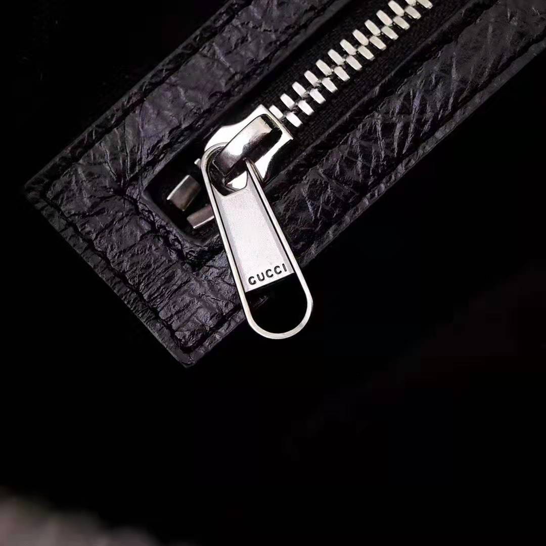 G*u*i gg men leather belt bag in black soft leather
