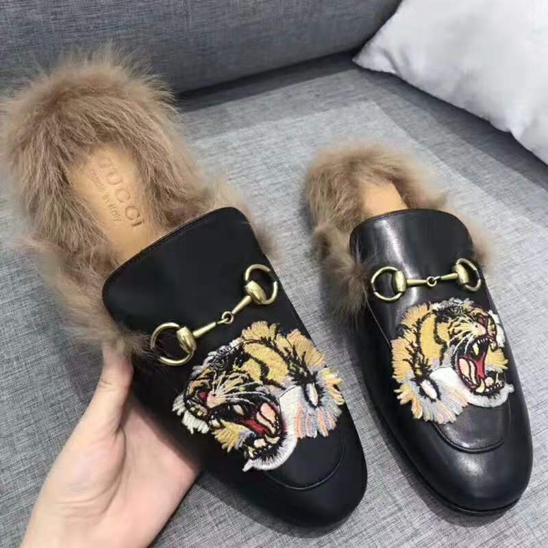 G*u*i unisex princetown slipper with tiger in lamb wool-black