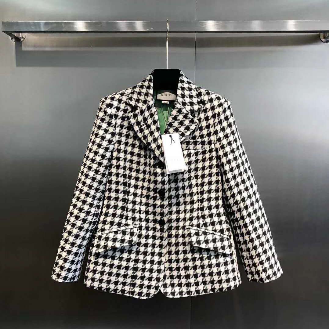 G*u*i women houndstooth fitted jacket in wool and cotton-black