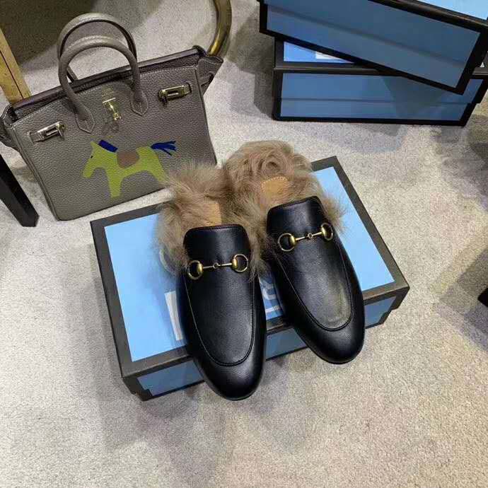G*u*i women princetown leather slipper with lamb wool-black