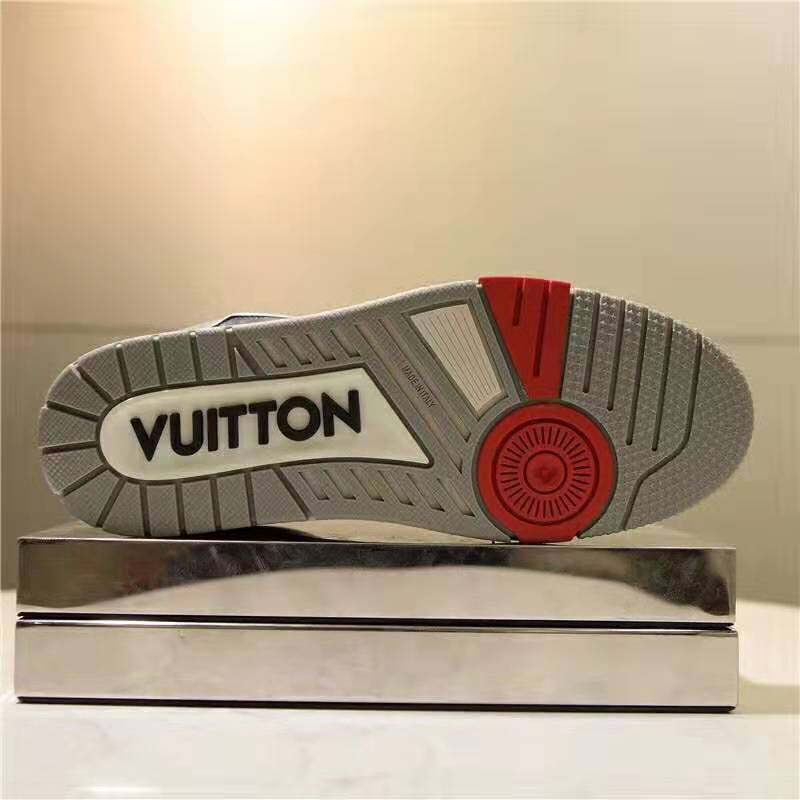 Louis Vuitton LV Unisex LV Trainer Sneaker in Calf Leather-Black