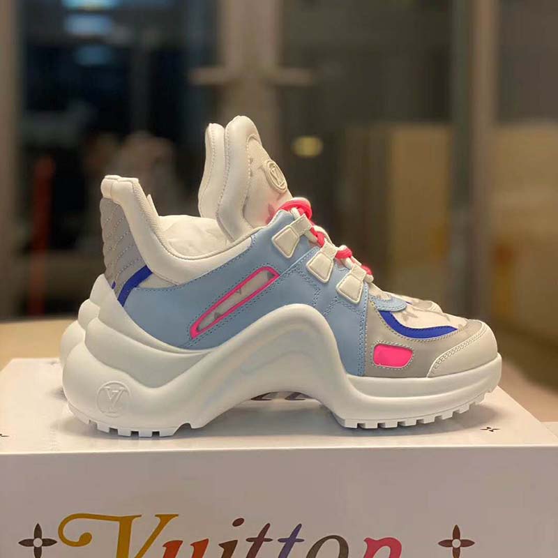 Louis Vuitton LV Women LV Archlight Sneaker in Leather and Technical Fabrics-Blue
