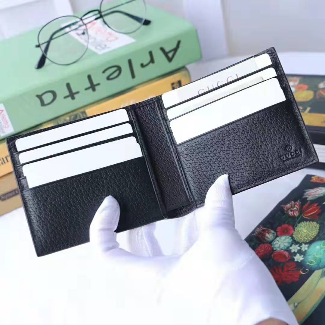 G*u*i gg men G*u*i stripe leather wallet in black leather