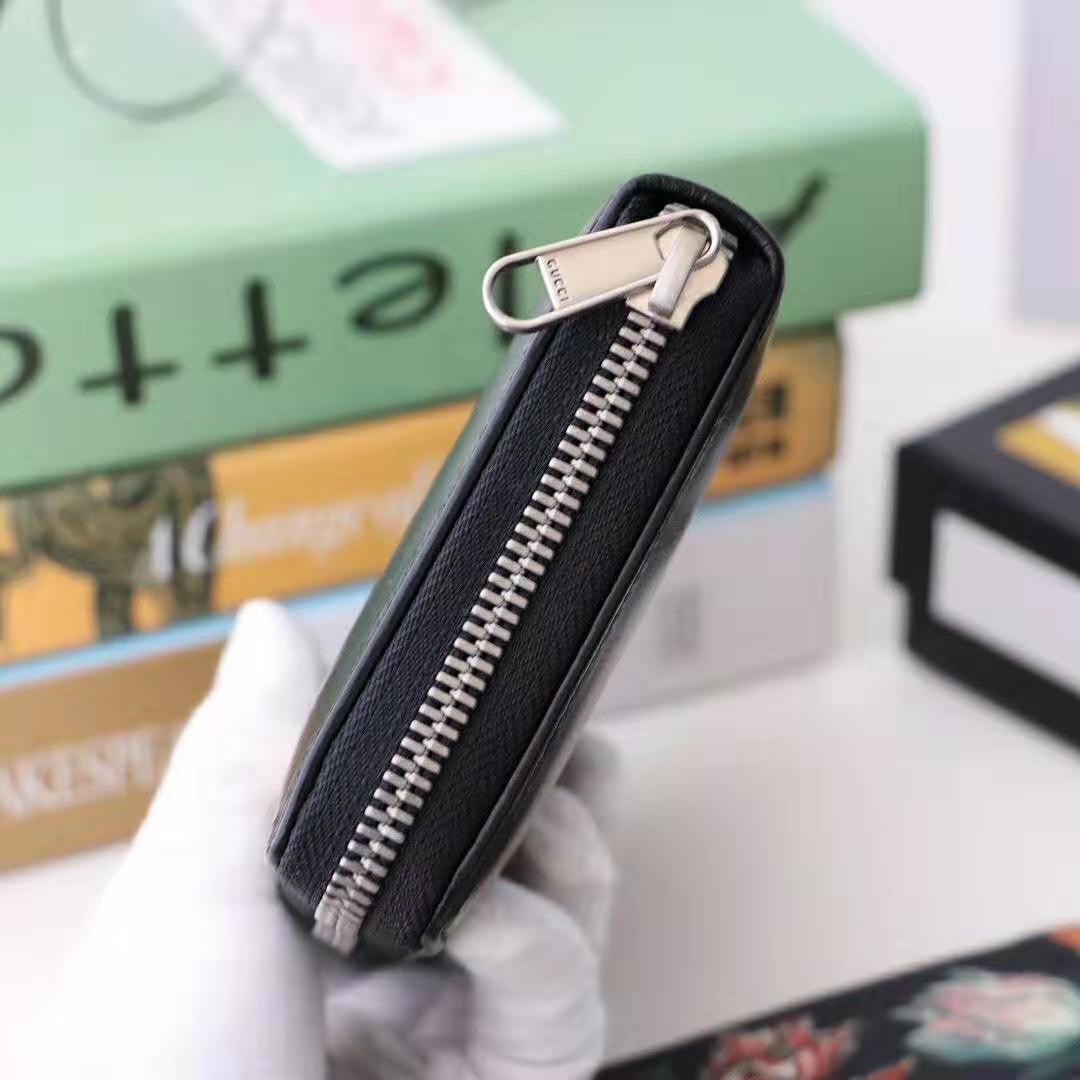 G*u*i gg men zip around wallet with interlocking g in black soft leather