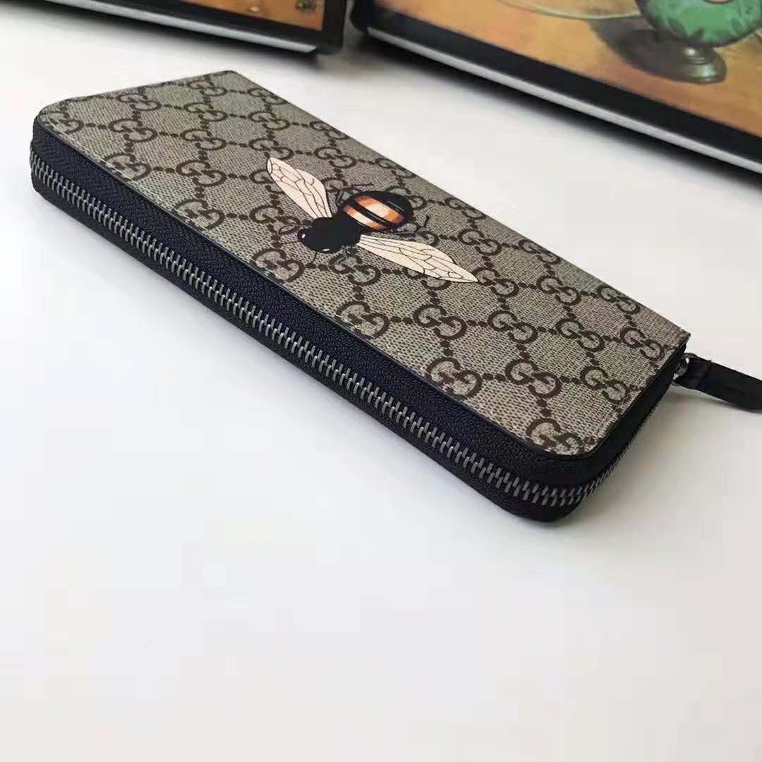 G*u*i gg men bee print gg supreme zip around wallet in beige/ebony gg supreme