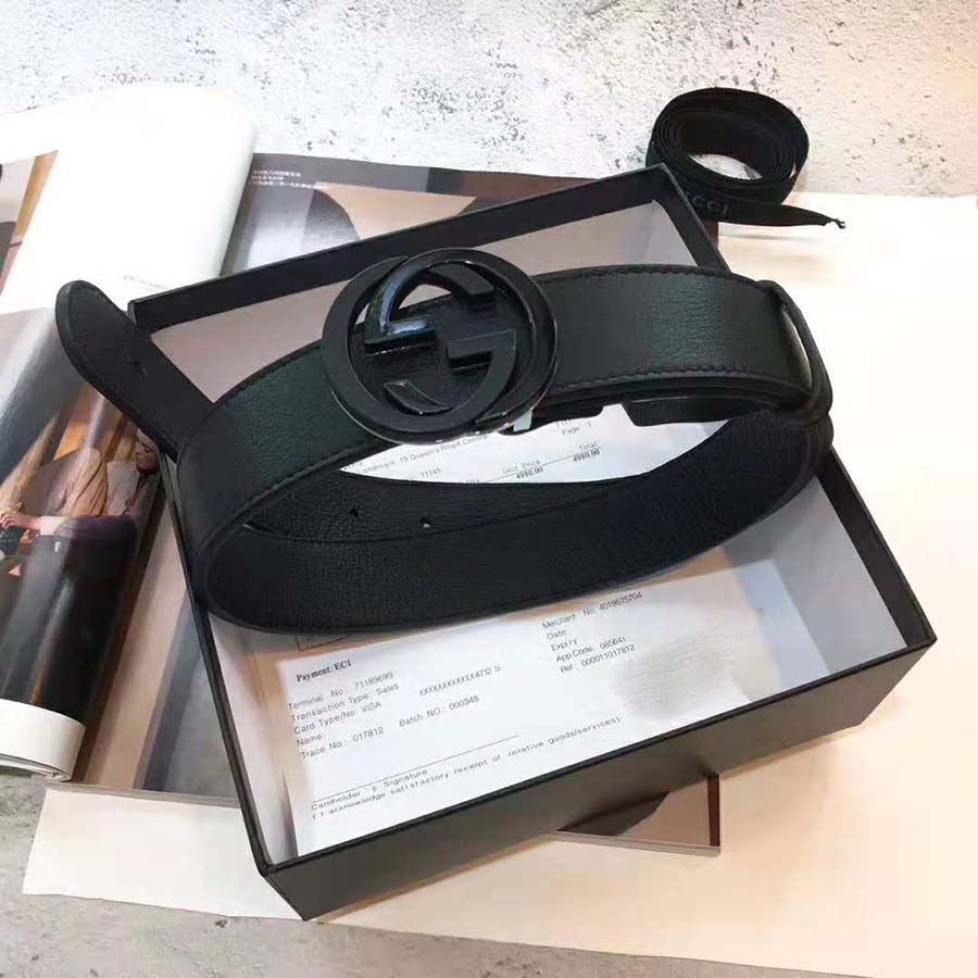 G*u*i unisex leather belt with interlocking g in black leather