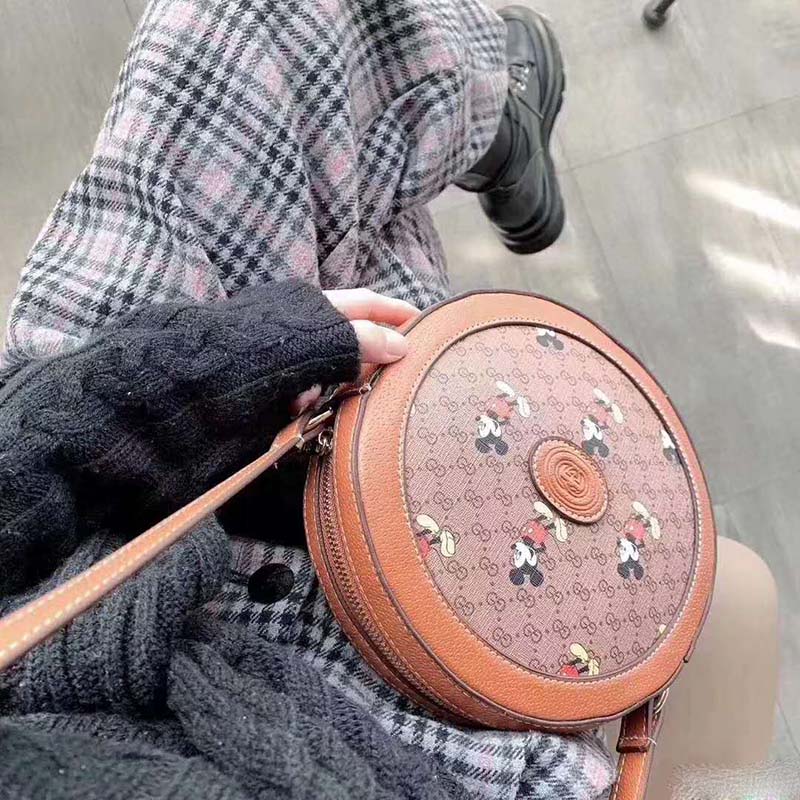 G*u*i gg unisex disney x G*u*i round shoulder bag-brown