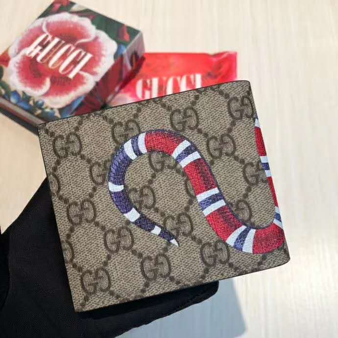 G*u*i gg unisex kingsnake print gg supreme coin wallet-beige