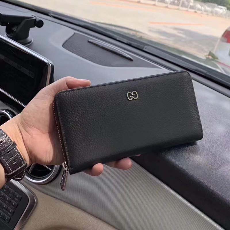G*u*i gg unisex leather zip around wallet black metal gg