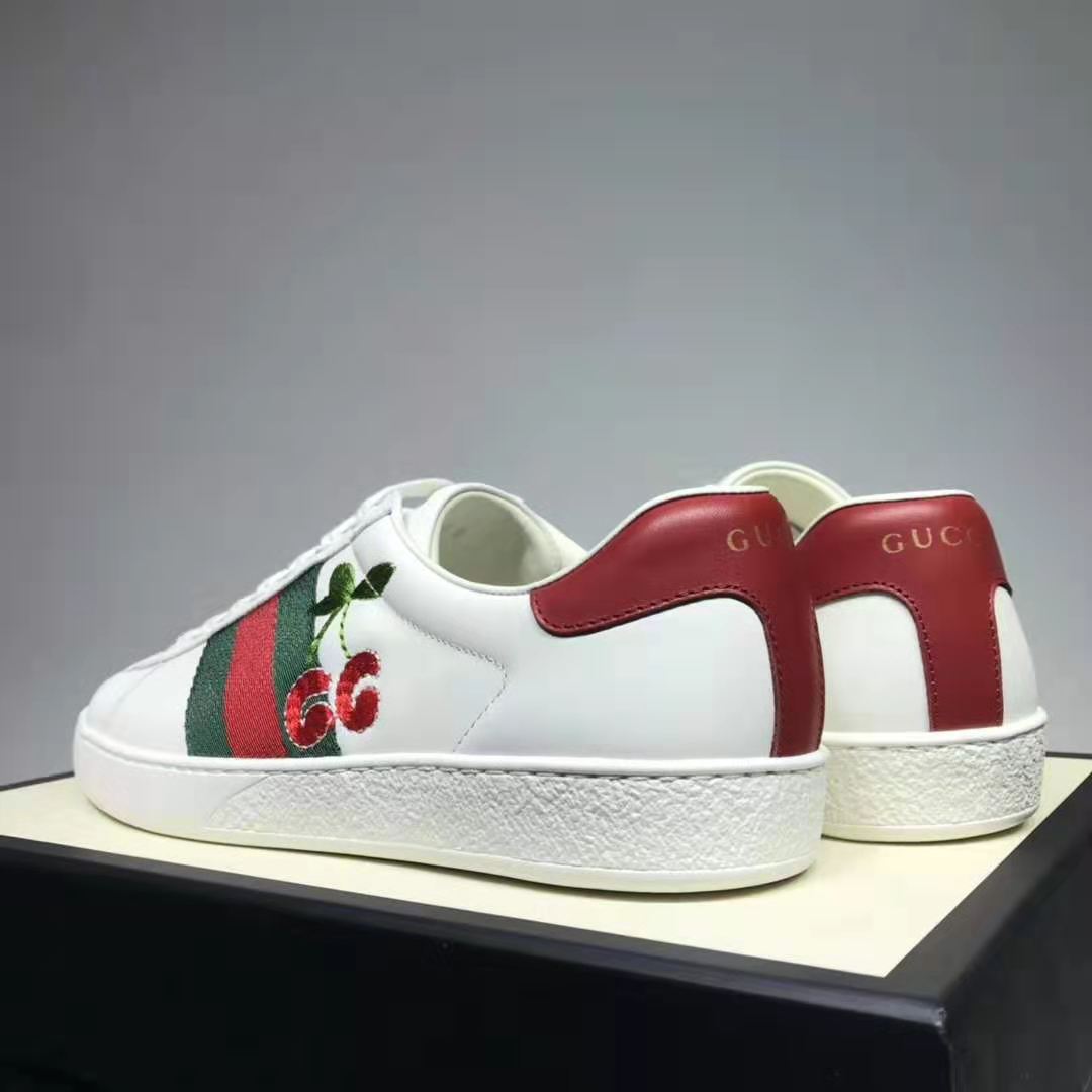 G*u*i gg unisex ace sneaker with cherry white leather green red web