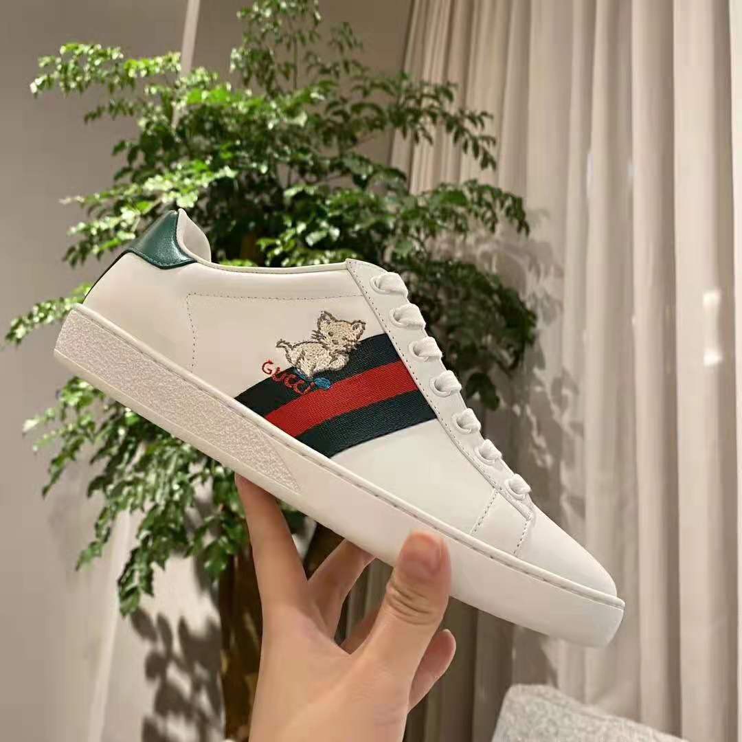 G*u*i gg unisex ace sneaker with kitten white scrap less leather