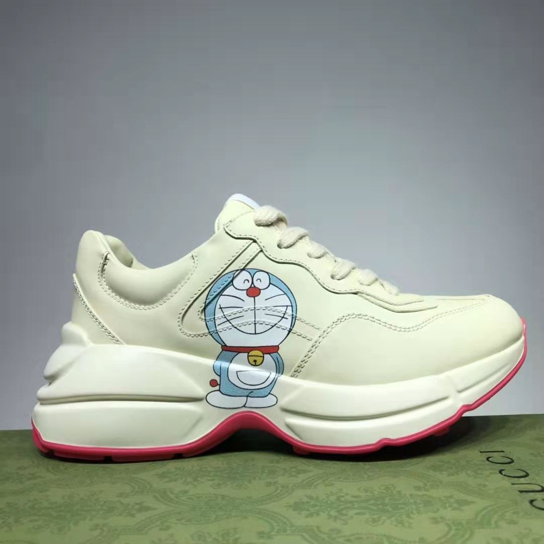G*u*i gg unisex doraemon x G*u*i rhyton sneaker ivory leather-beige