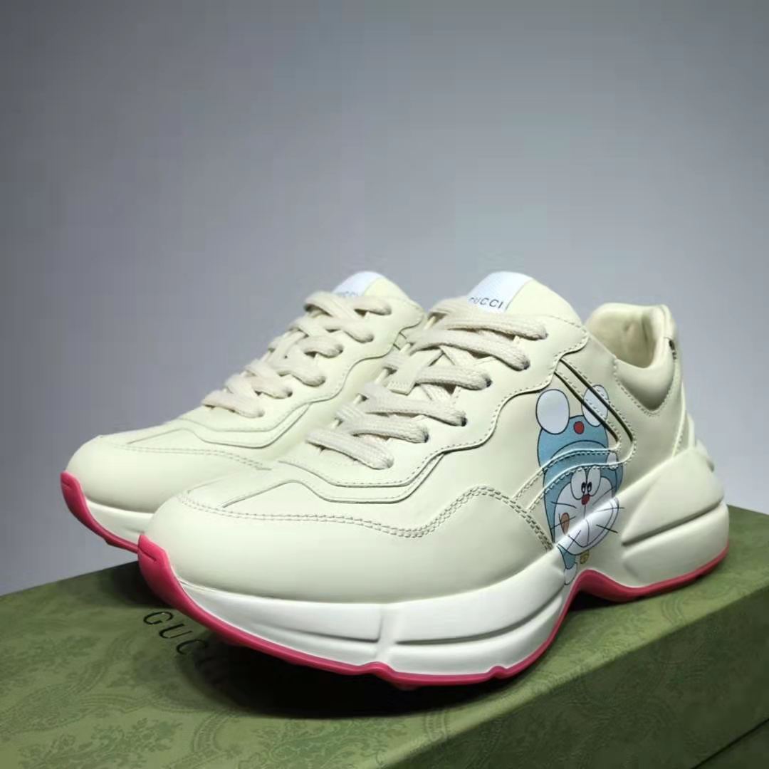G*u*i gg unisex doraemon x G*u*i rhyton sneaker ivory leather-beige