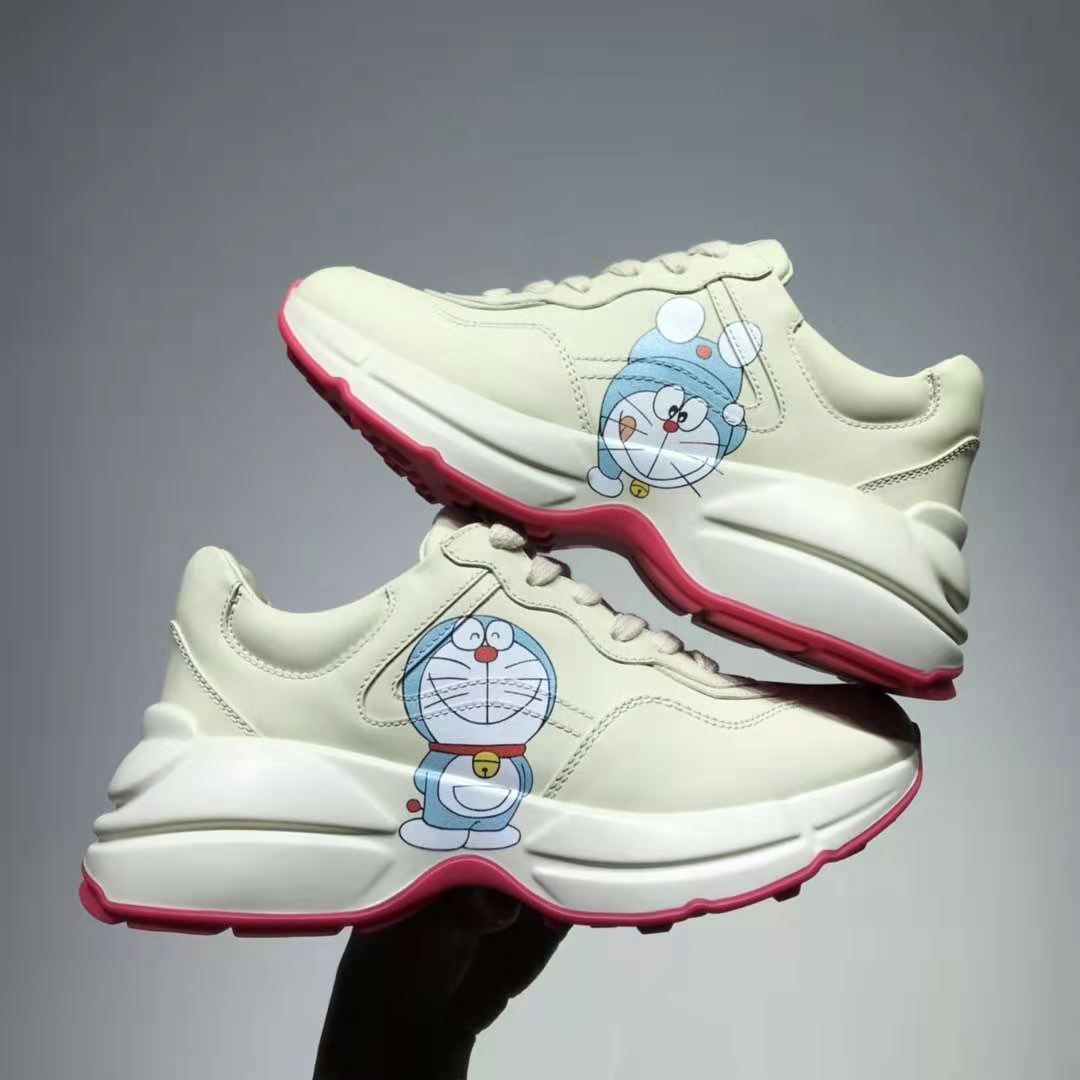 G*u*i gg unisex doraemon x G*u*i rhyton sneaker ivory leather-beige