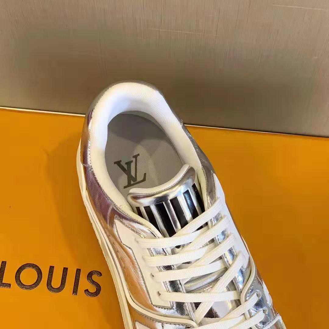 Louis Vuitton LV Men LV Trainer Sneaker Metallic Calf Leather-Silver