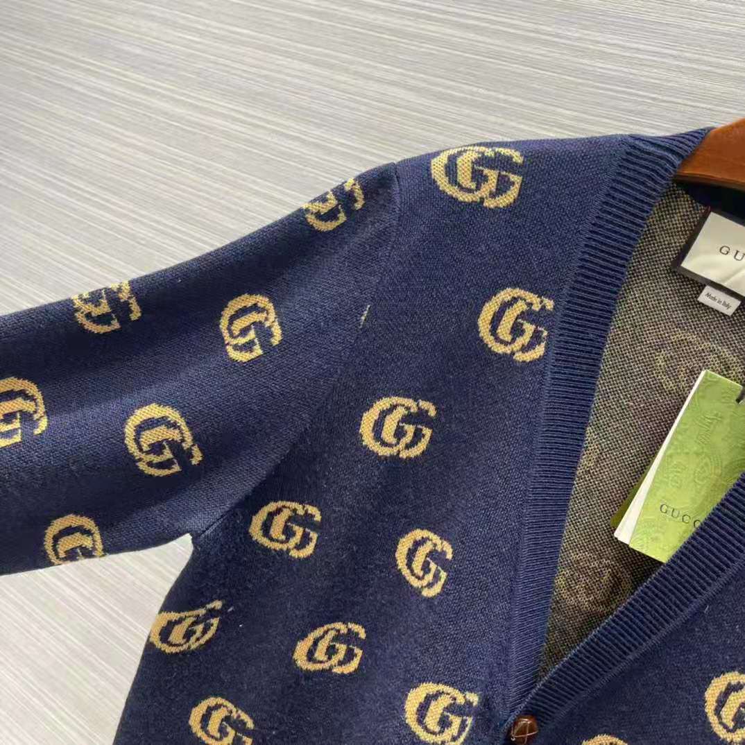 G*u*i men double g jacquard wool cardigan front pockets blue and beige