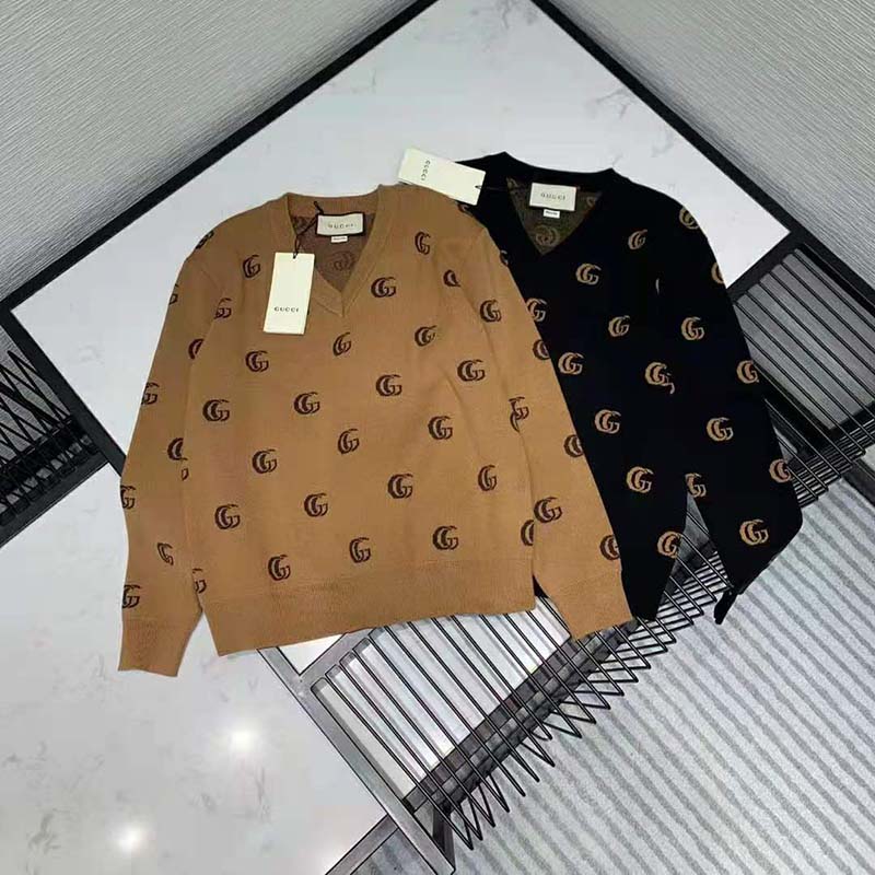 G*u*i men double g jacquard wool v-neck sweater camel and brown