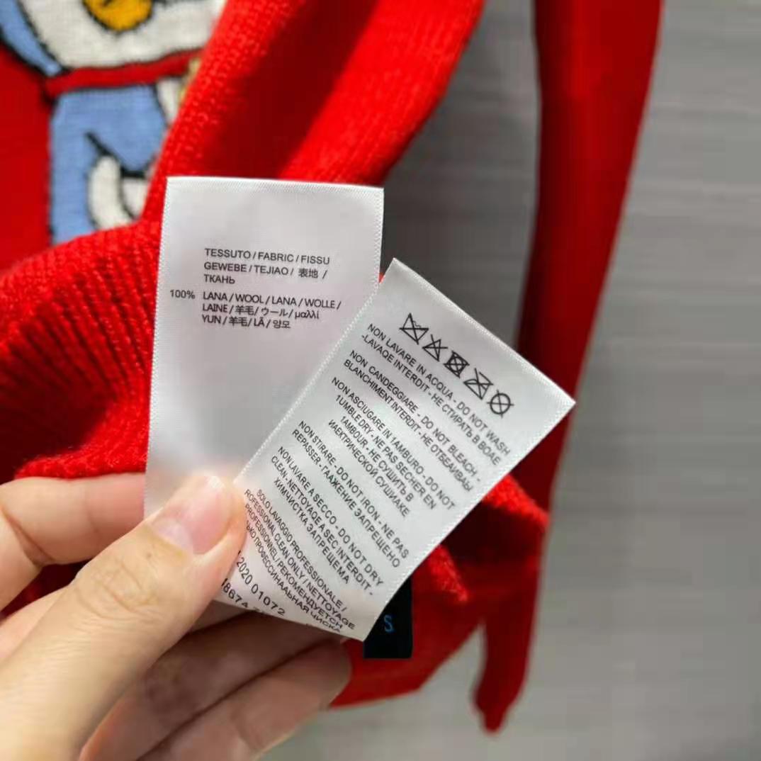 G*u*i men doraemon x G*u*i wool sweater red crewneck label on the back