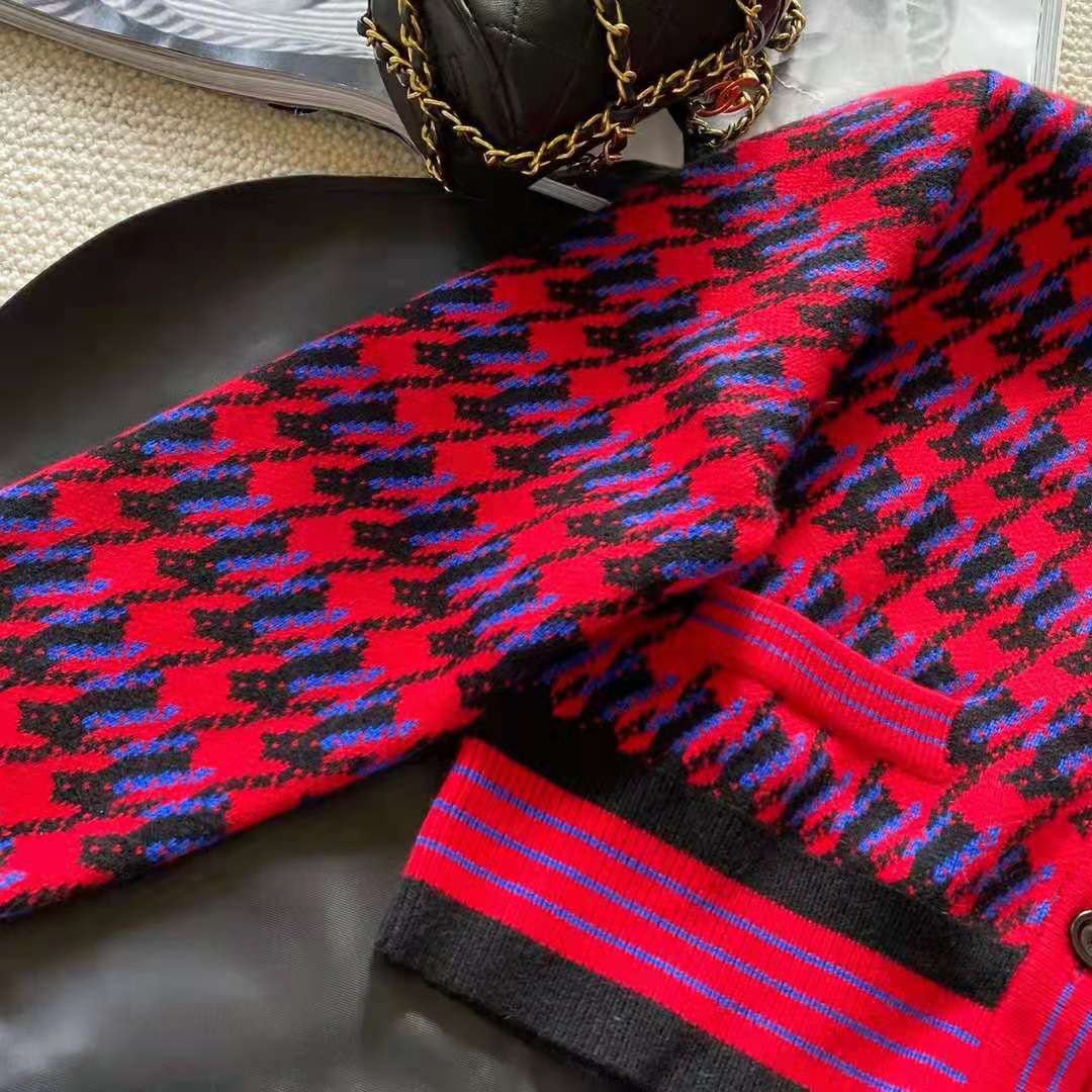 G*u*i women houndstooth wool cropped cardigan crew neck red and black