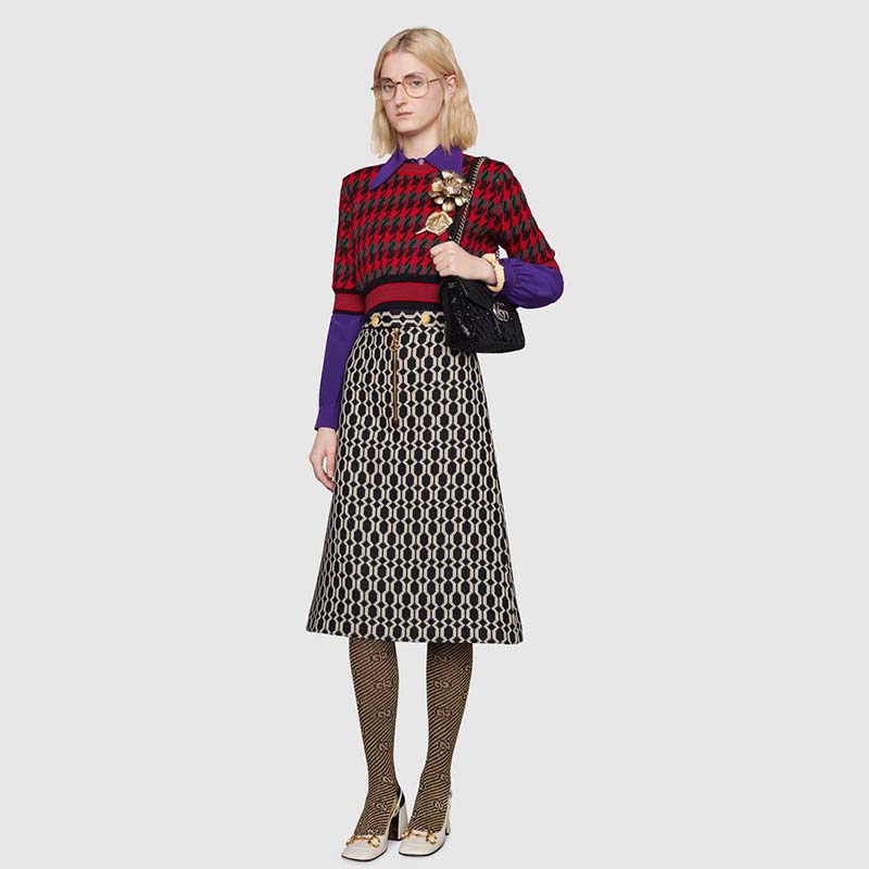 G*u*i women houndstooth wool cropped sweater crew neck cropped shape red and black