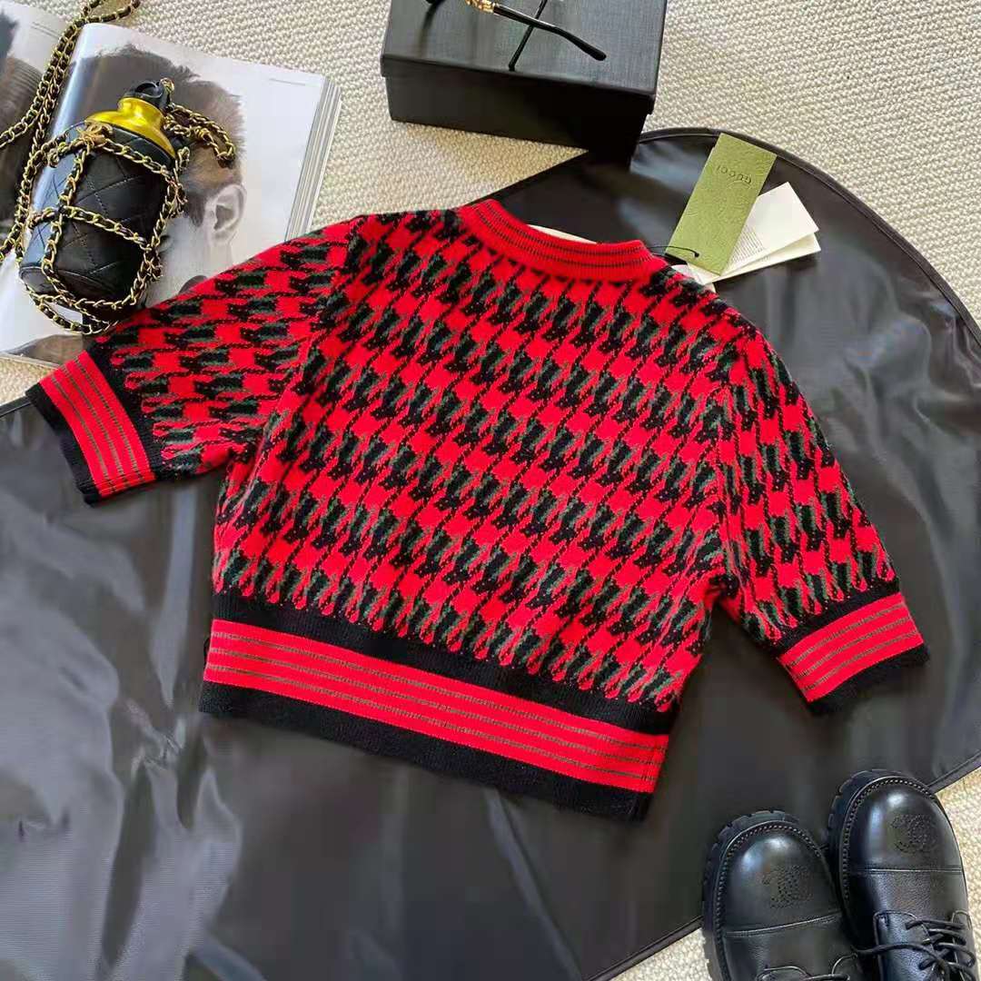 G*u*i women houndstooth wool cropped sweater crew neck cropped shape red and black