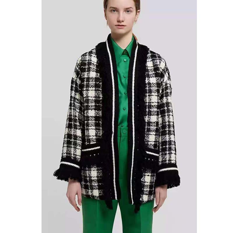 G*u*i women tweed jacket ivory and black check tweed black ribbon wool
