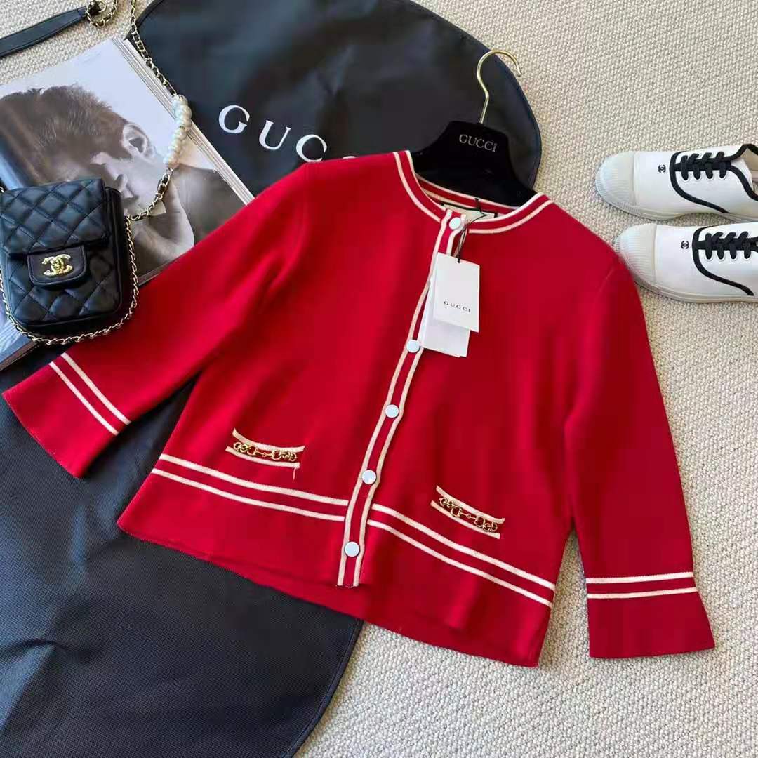 G*u*i women wool jacket with contrast trim besom pockets crew neck-red