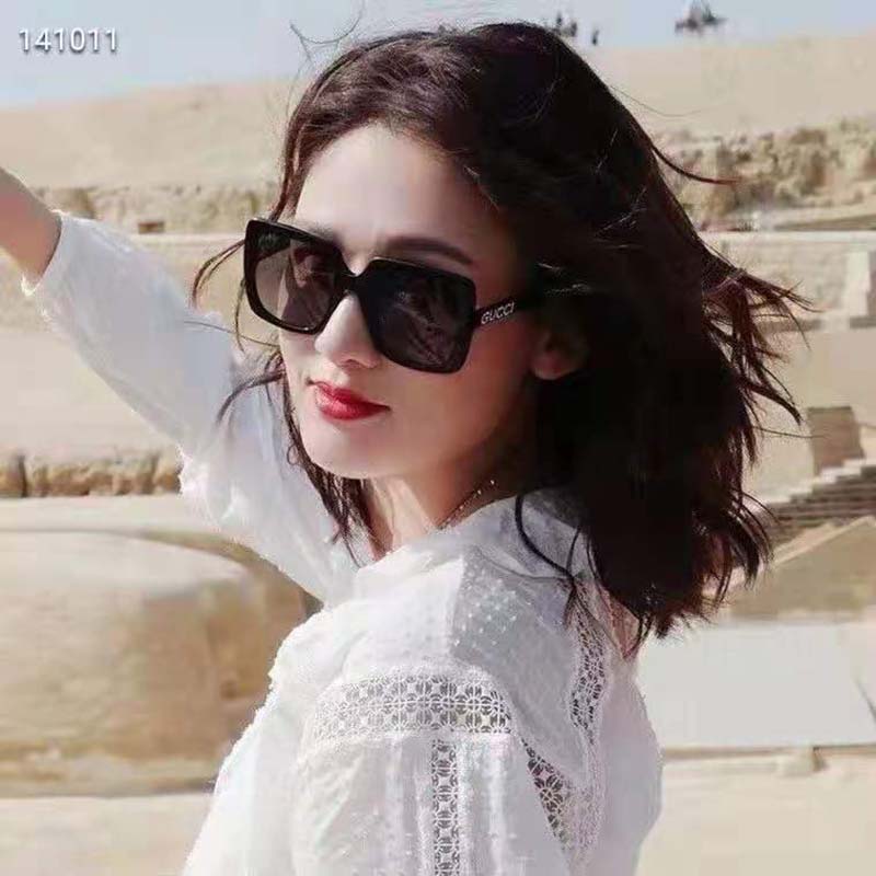 G*u*i unisex rectangular-frame acetate sunglasses shiny black acetate temples crystals