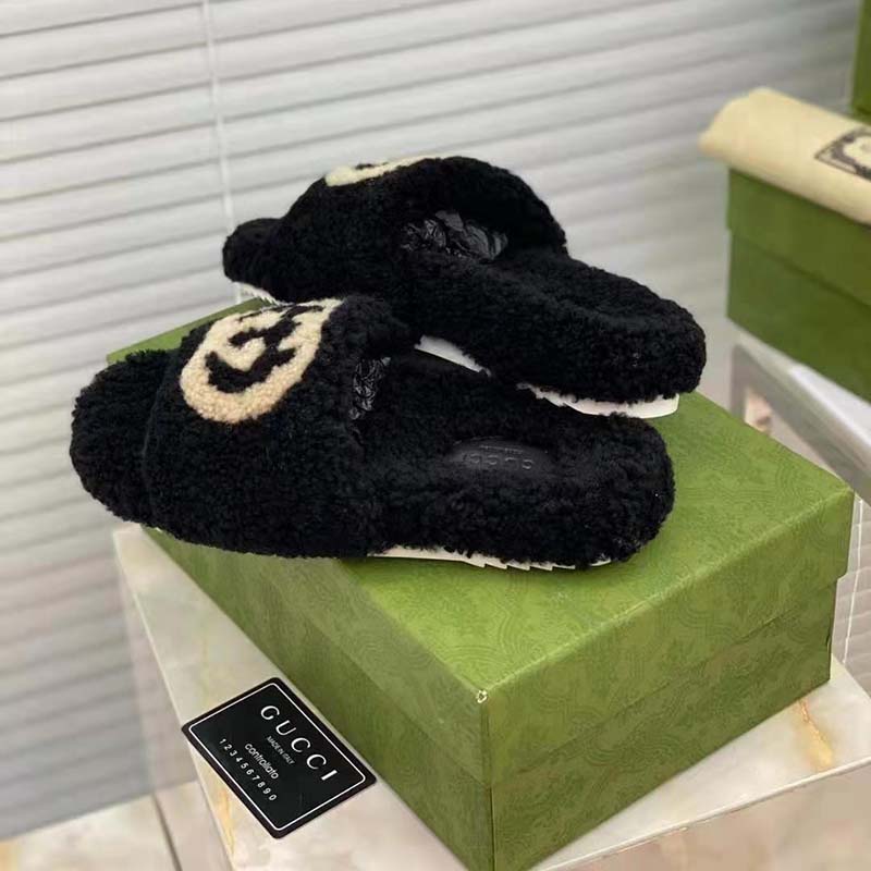 G*u*i gg women slide sandal with interlocking g black interlocking g merino wool