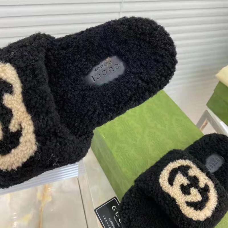 G*u*i gg women slide sandal with interlocking g black interlocking g merino wool