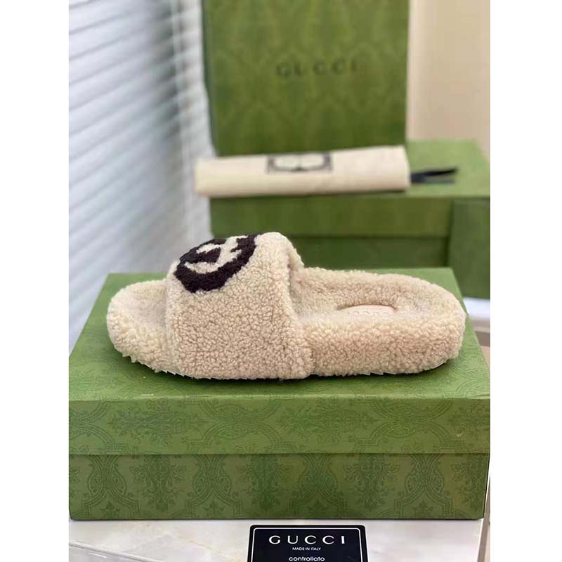 G*u*i gg women slide sandal with interlocking g light brown interlocking g merino wool