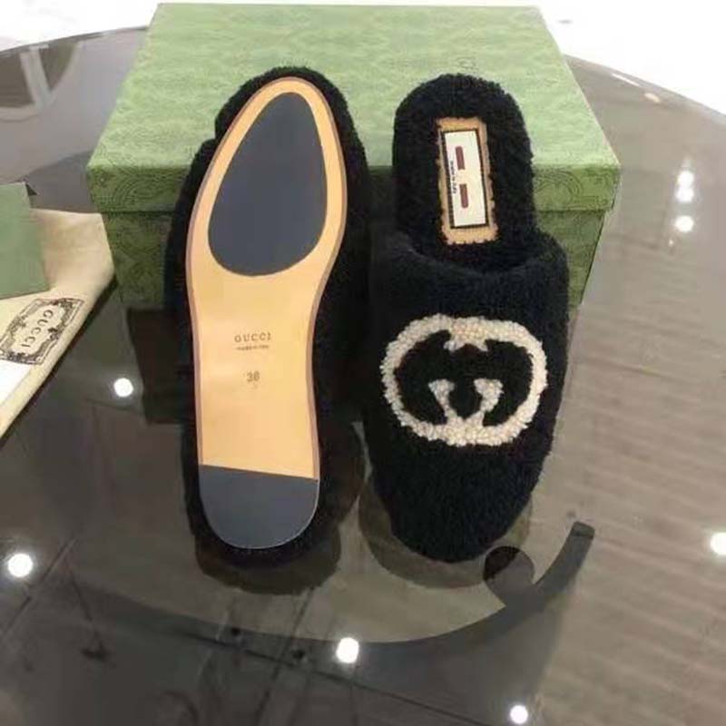 G*u*i gg unisex slipper with interlocking g light black interlocking g merino wool
