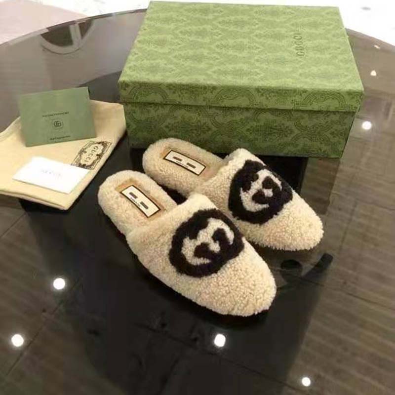 G*u*i gg unisex slipper with interlocking g light brown interlocking g merino wool