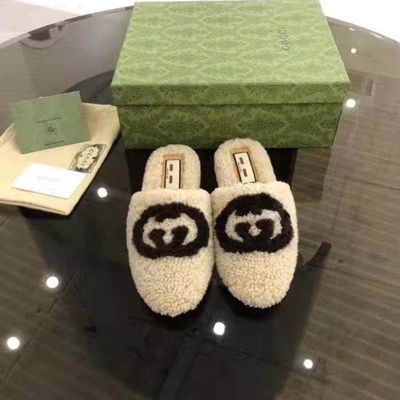 G*u*i gg unisex slipper with interlocking g light brown interlocking g merino wool