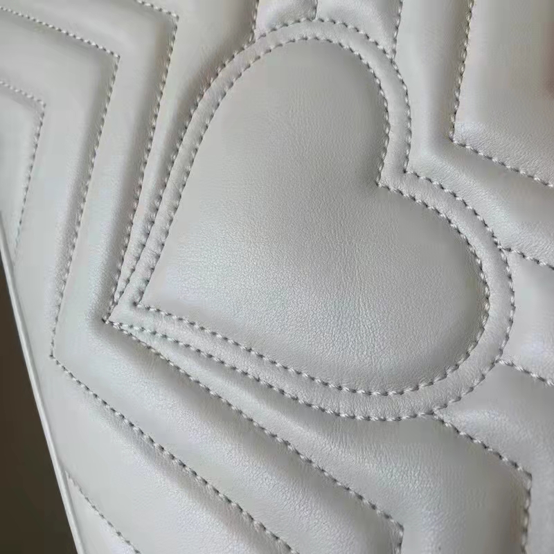 G*u*i gg women gg marmont small matelassé shoulder bag white double g