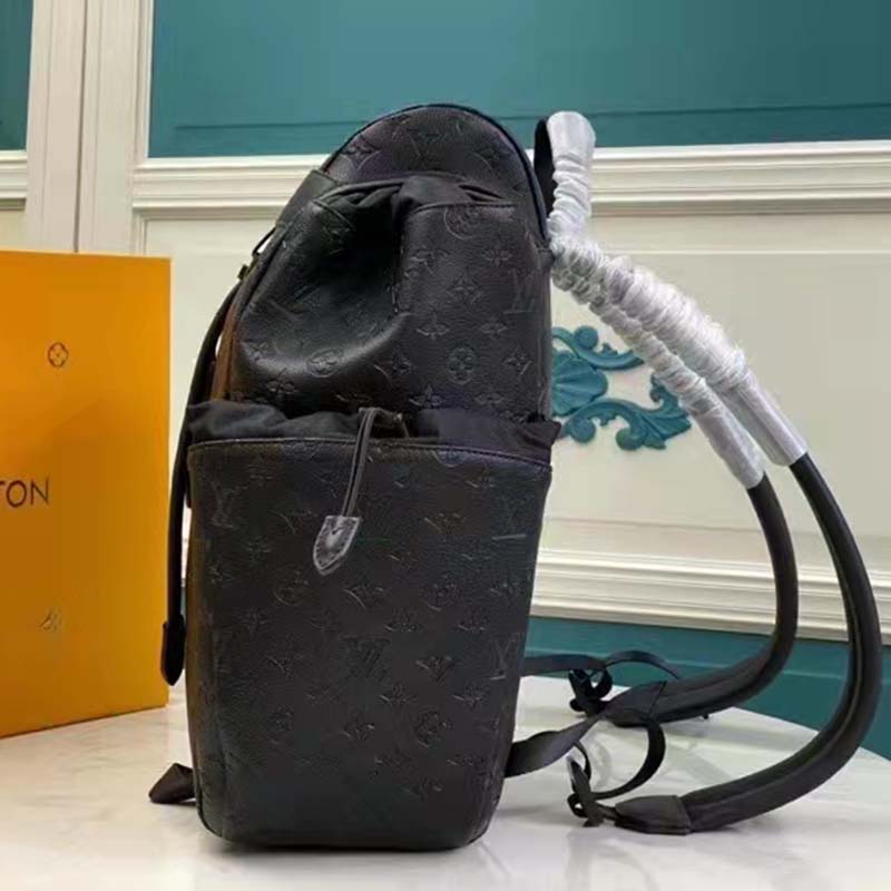 Louis Vuitton LV Unisex Discovery Backpack Black Monogram Shadow Calf Cowhide Leather
