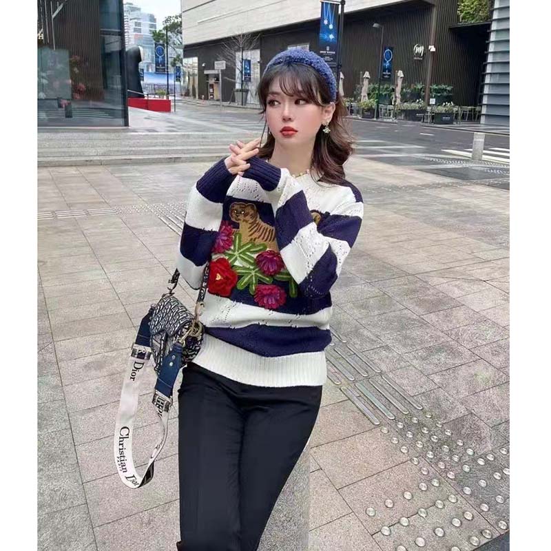 G*u*i gg women G*u*i tiger wool sweater embroidery tiger flower crewneck