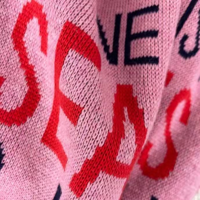 G*u*i men G*u*i 100 wool sweater pink red knit wool crew neck