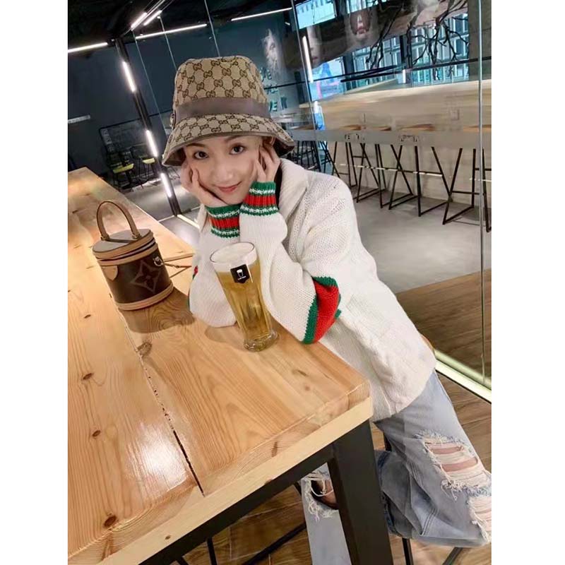 G*u*i women gg cable knit bomber jacket off-white cable knit wool