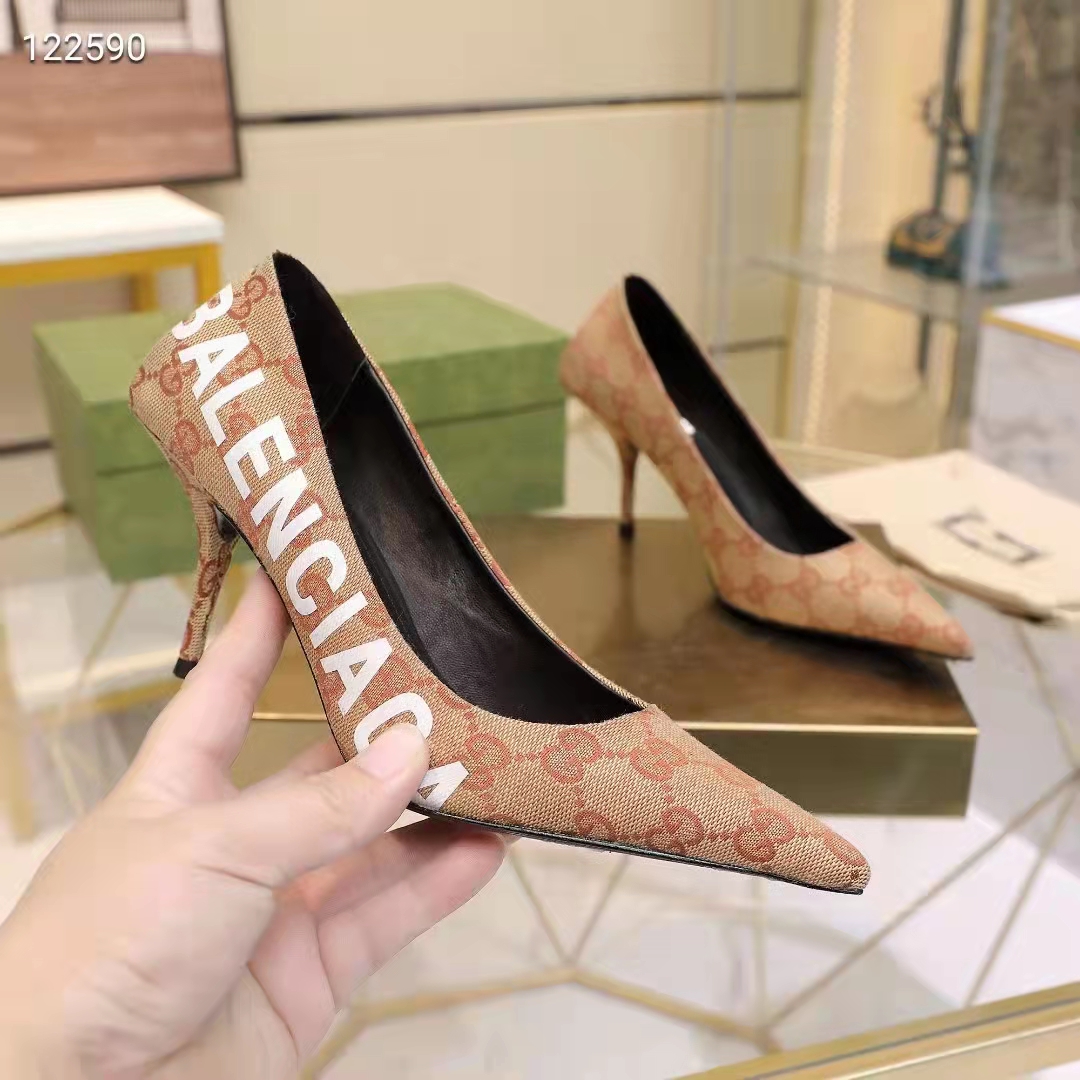 G*u*i women the hacker project square knife pump beige original gg canvas