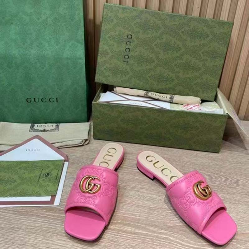 G*u*i women gg matelassé slide sandal bright pink double g square toe flat