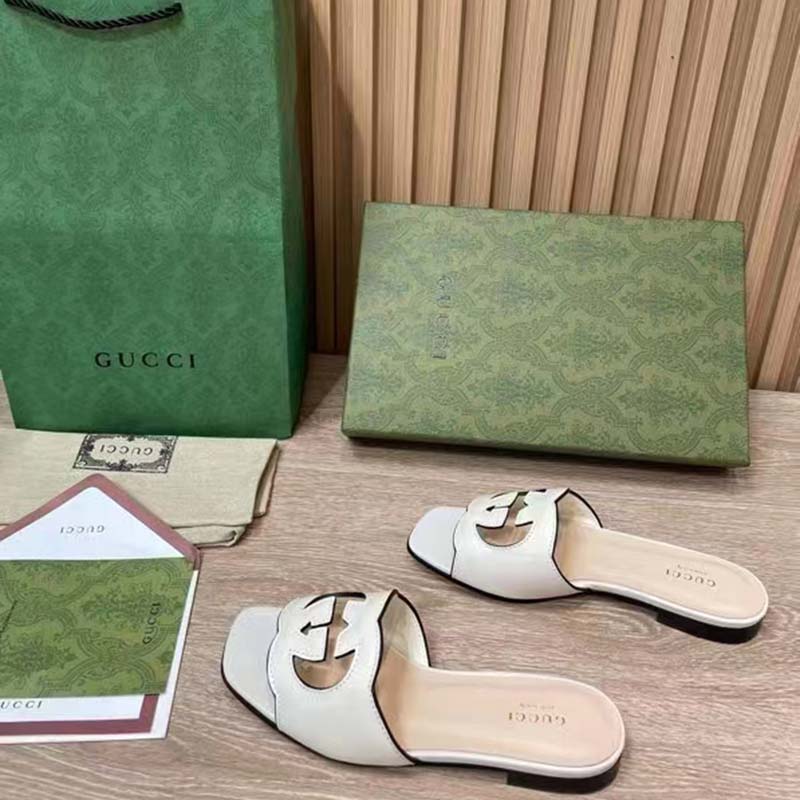 G*u*i women interlocking g cut out slide sandal white leather flat