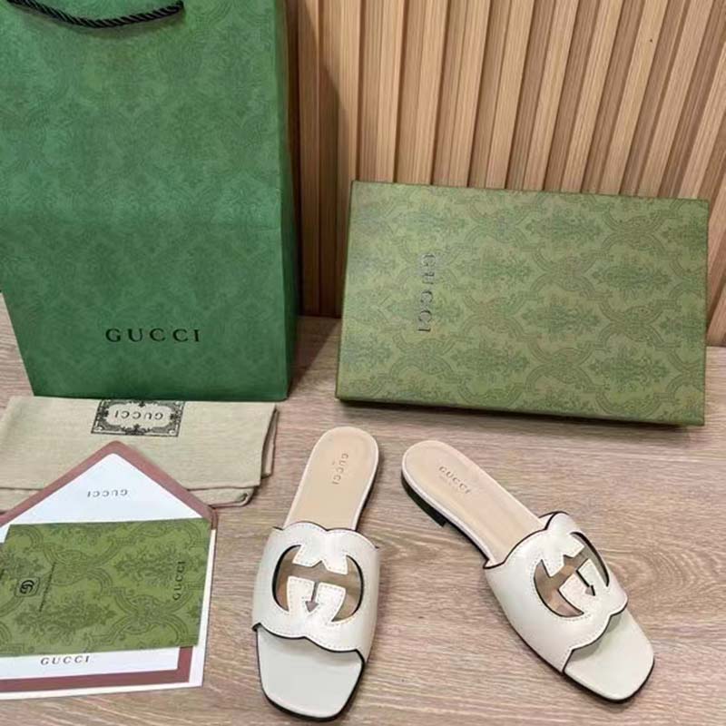 G*u*i women interlocking g cut out slide sandal white leather flat