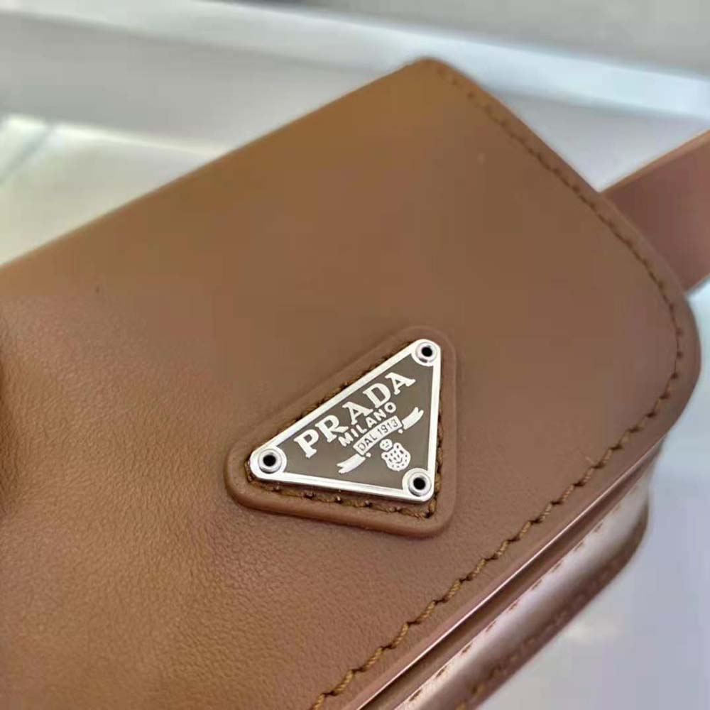 Prada Women Leather Belt With a Hybrid Multifunctional Design-Brown