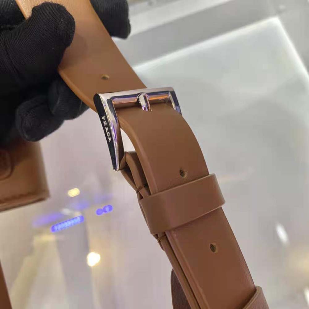 Prada Women Leather Belt With a Hybrid Multifunctional Design-Brown